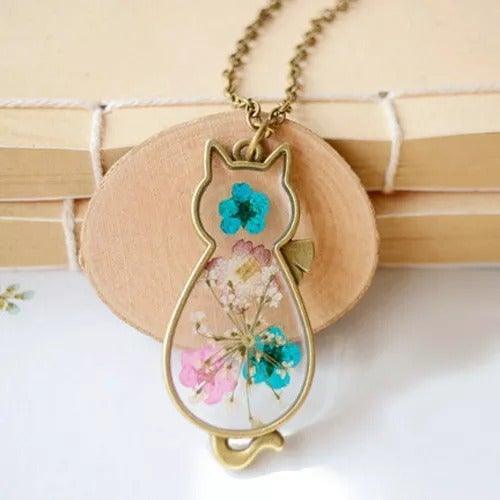 Pressed Flowers Vintage Style Cat Necklace - KittyNook Cat Company