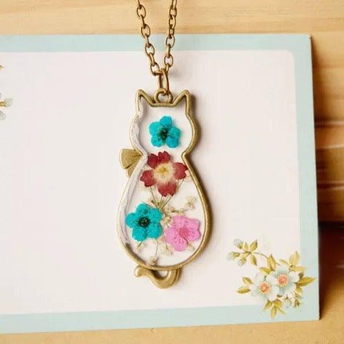 Pressed Flowers Vintage Style Cat Necklace - KittyNook Cat Company